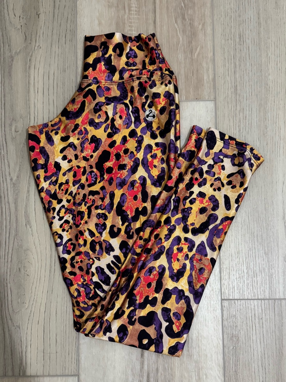 Vibrant Leopard Print Leggings - Multicolor